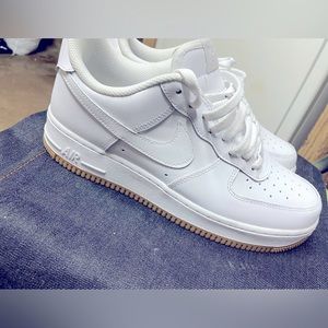 Whit Nike Air Force 1s Gum Bottoms Size 10